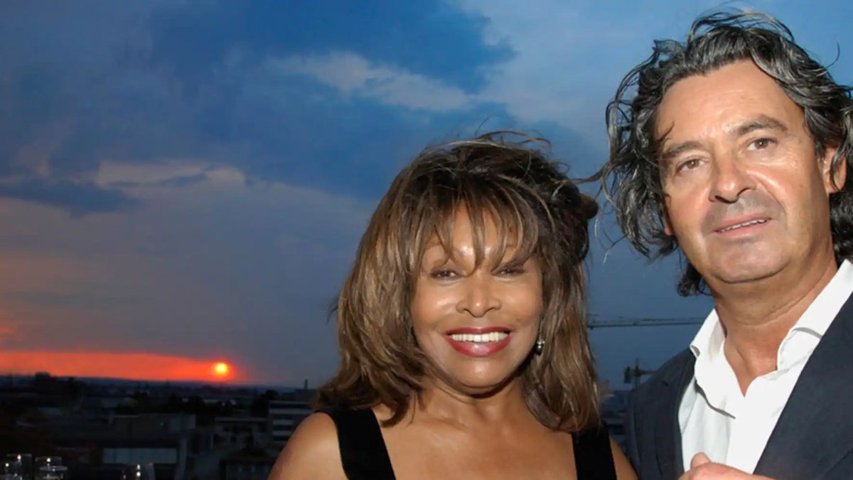 Erwin Smith Versus Nezuko Kamado Who Would Win This Fight?